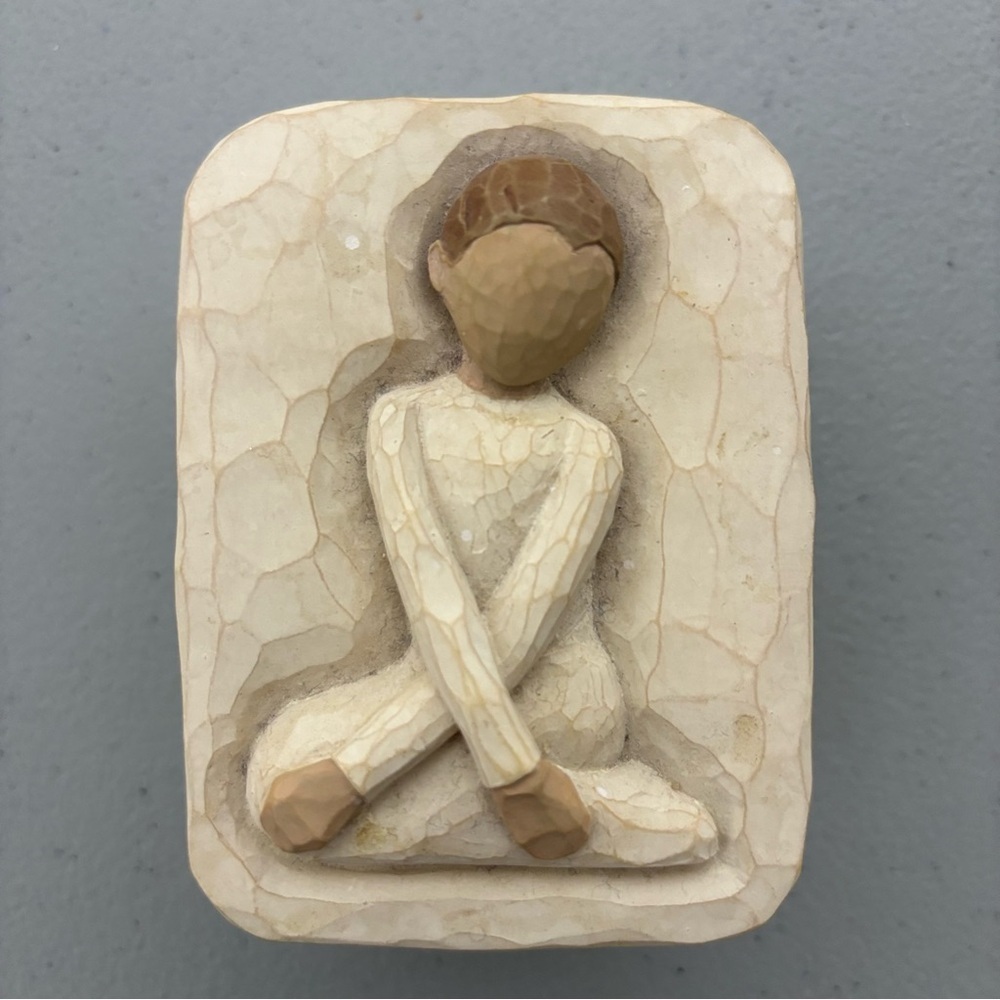 Willow Tree Cream and Brown Seated Figurine Panel